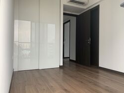 Lake Grande (D22), Condominium #321513201